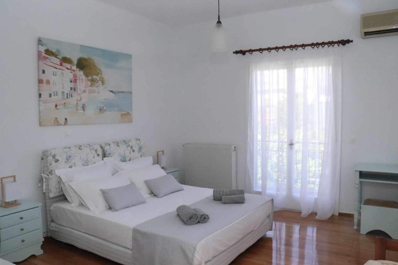 Ferienwohnung Favier Amarynthos Exterior foto